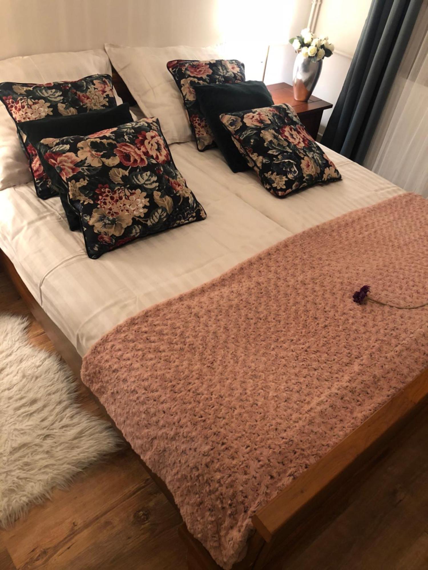 Apartman Janicsár Garden *