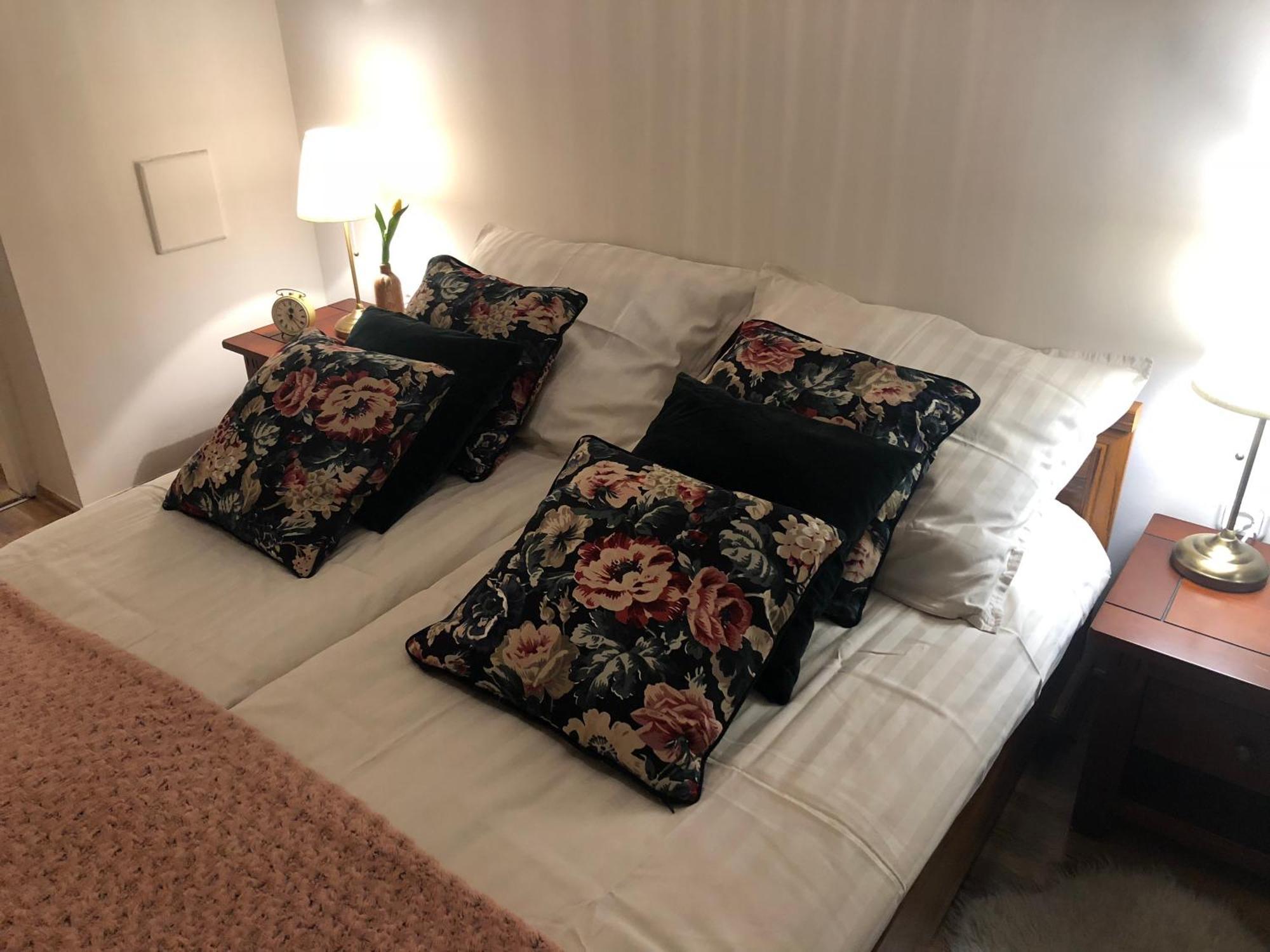 Апартаменты Janicsar Garden Эгер